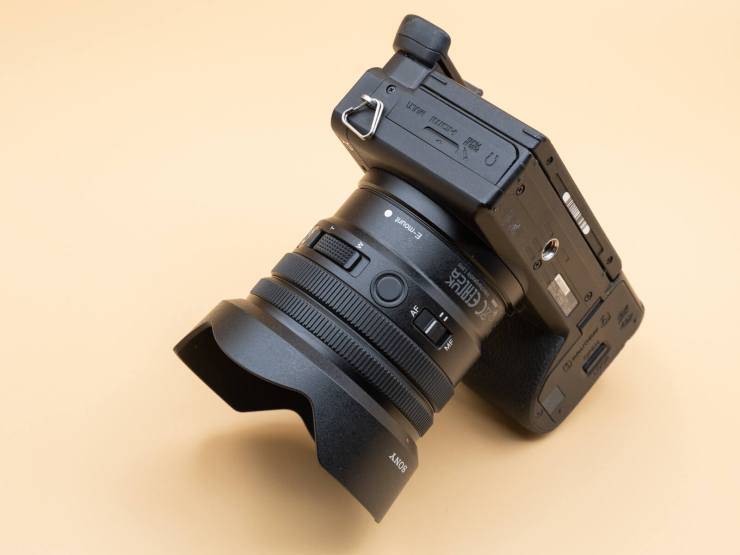 , Sony va-t-il enfin commencer à prendre au sérieux les caméras APS-C?